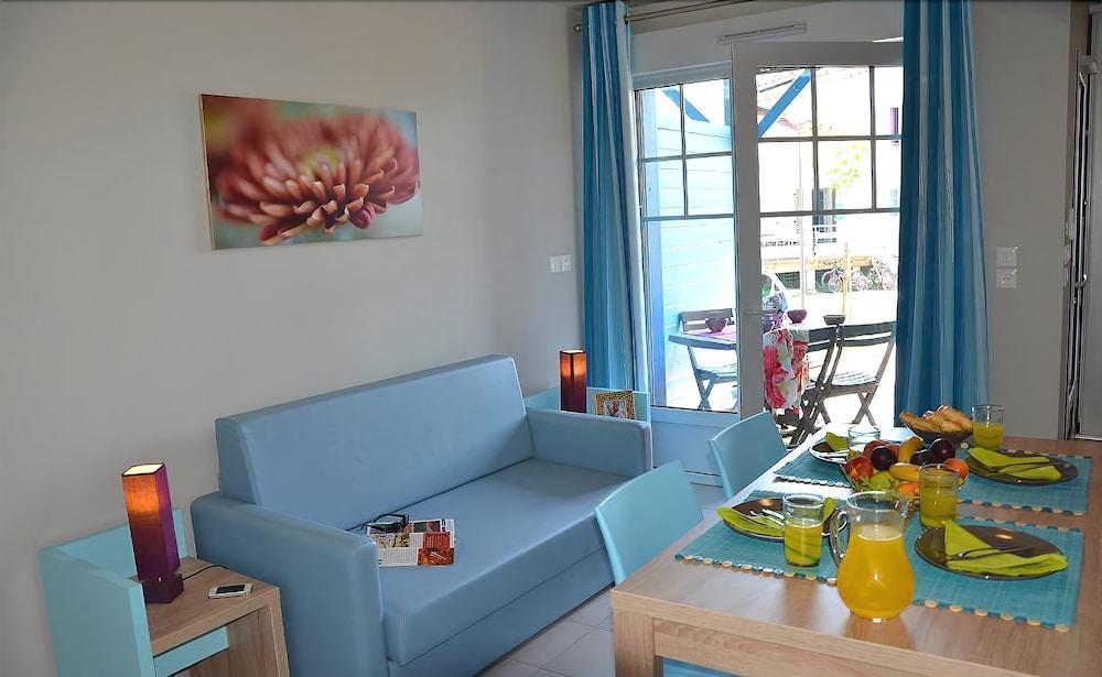 Lagrange Grand Bleu Vacances - Residence La Grenadine Marseillan  Buitenkant foto