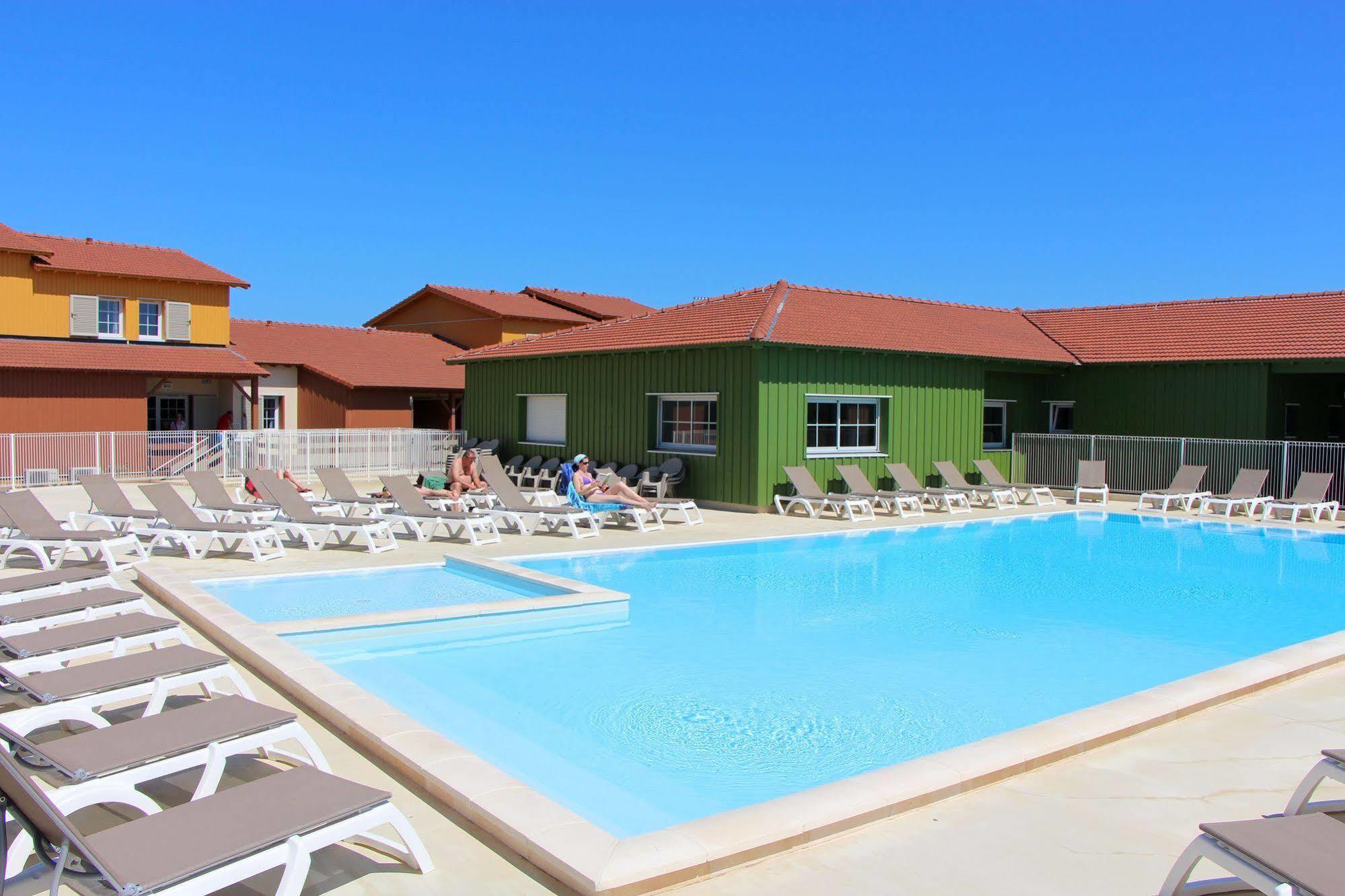 Lagrange Grand Bleu Vacances - Residence La Grenadine Marseillan  Buitenkant foto